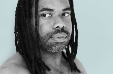 Afrika adam Studio poz