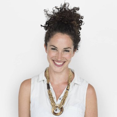 Kafkas kadın gülümsüyor 