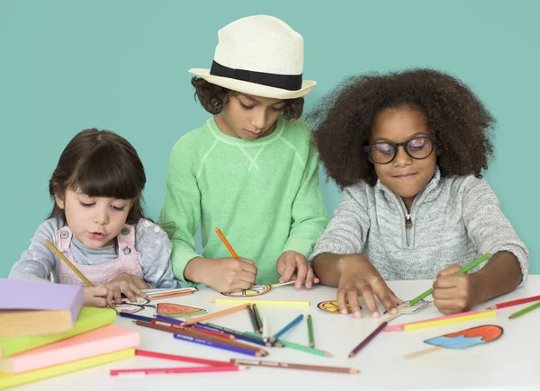 Children drawing together — Stock Photo, Image