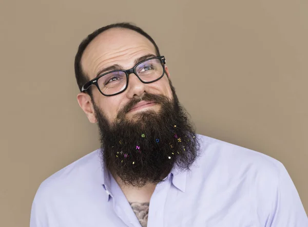 Homme à lunettes et barbe — Photo