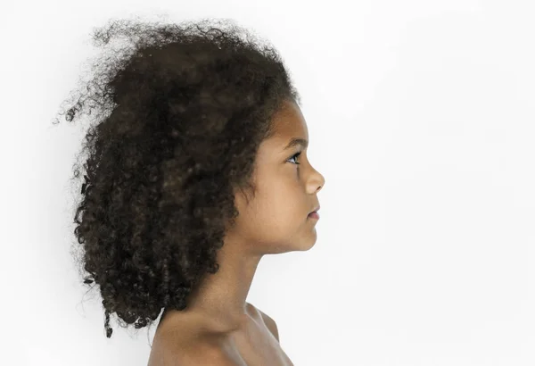 Bellissimo bambino con i capelli afro — Foto Stock