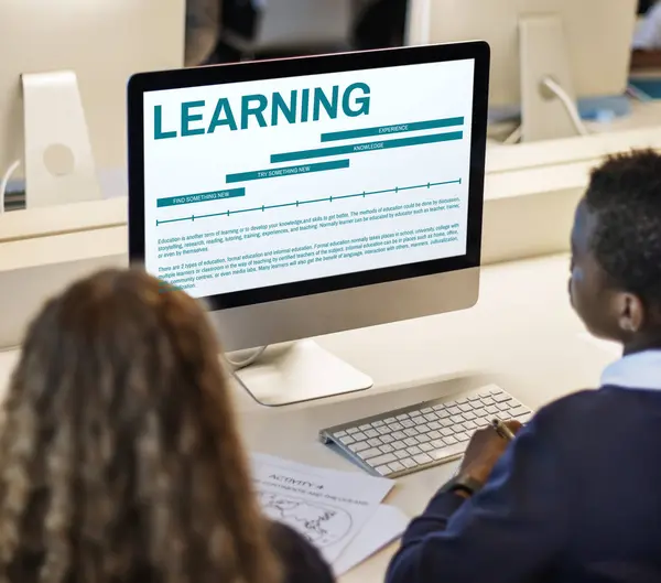 Children learning on computer — Stock Photo, Image