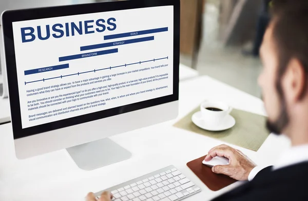 Businessman working with computer — Stock Photo, Image