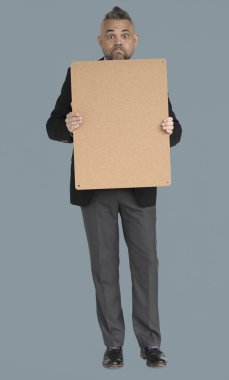 adam holding boş Cork tasarlamak