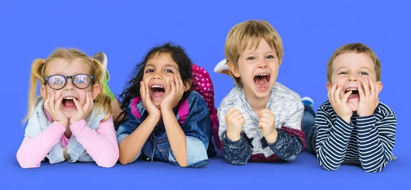 Multi-etnische kinderen in de studio — Stockfoto