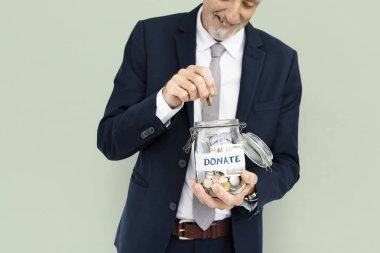 Senior studio poz adam