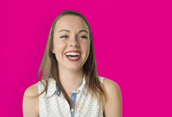 Mujer alegre sonriendo — Foto de Stock