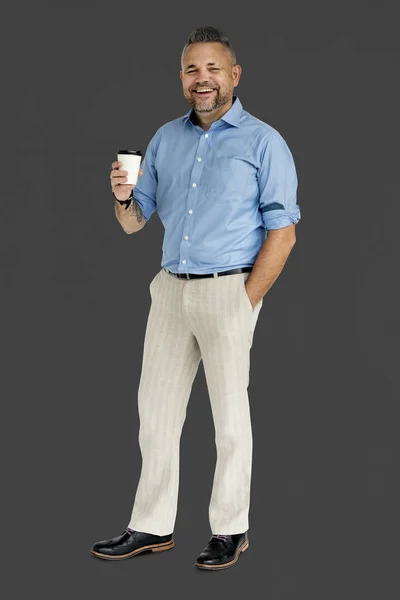 Kahve kupa ile şık yetişkin adam — Stok fotoğraf