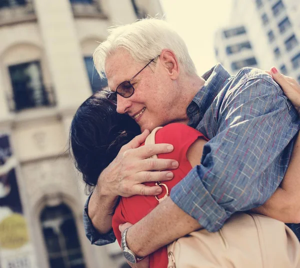 Senior par i kärlek — Stockfoto