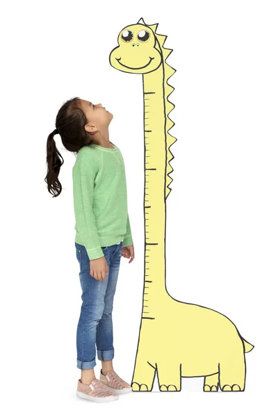 Dívka měření výšky — Stock fotografie
