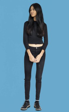 uzun siyah saçlı Asyalı kadın