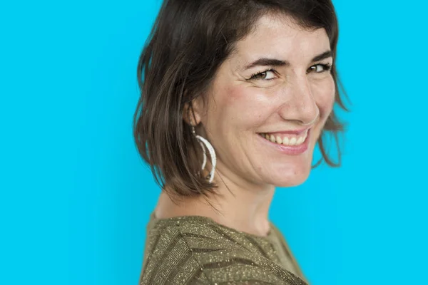 Mujer posando en estudio — Foto de Stock