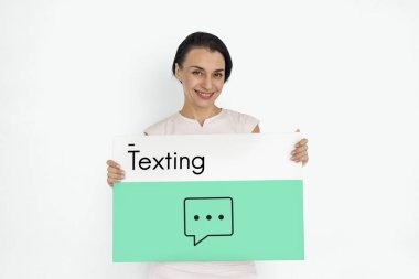 kadın holding tasarlamak