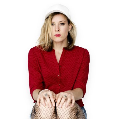 kadın stüdyoda poz