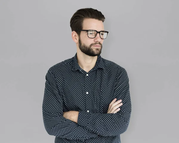 Bärtiger gutaussehender Mann mit Brille — Stockfoto