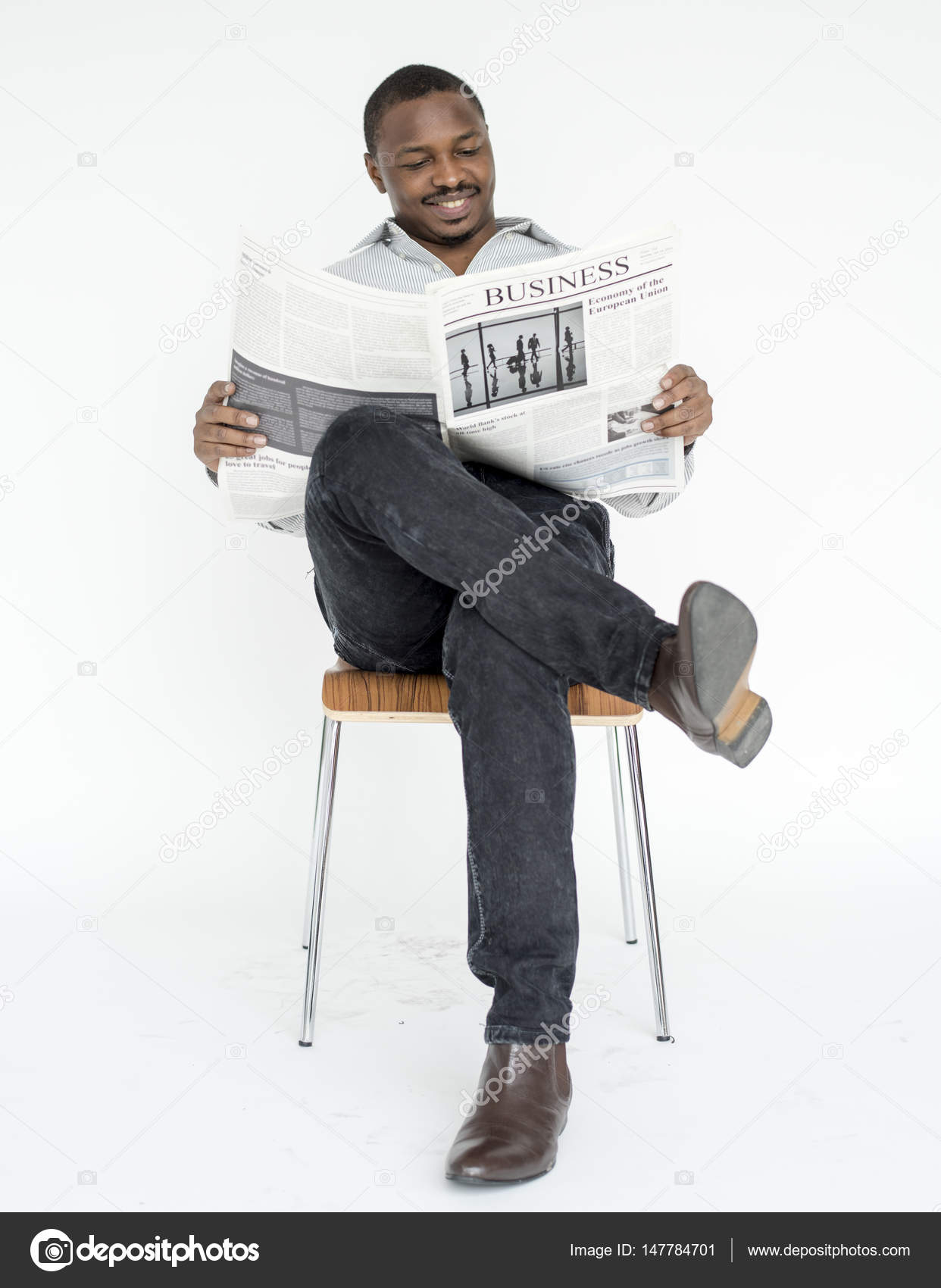 African Man reading newspaper — Stock Photo © Rawpixel 147784701