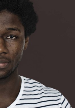 Afrika adam Studio poz