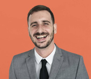 gülümseyen genç işadamı