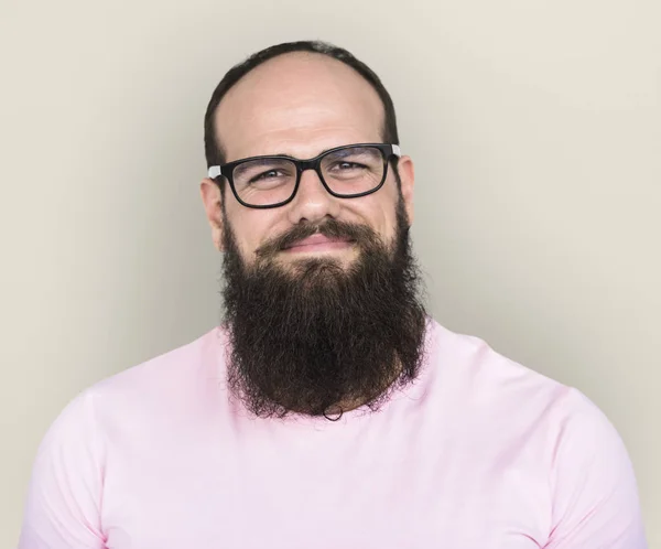 Uomo con gli occhiali e con la barba — Foto Stock