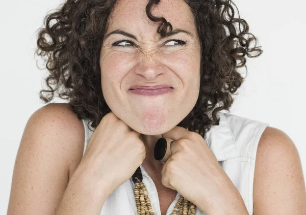 Mulher branca com cabelo encaracolado — Fotografia de Stock