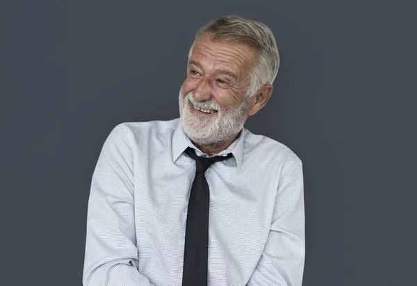 Senior Businessman posando en estudio — Foto de Stock