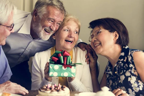 Senior mensen samen — Stockfoto