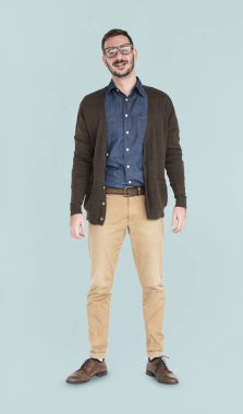 yakışıklı delikanlı