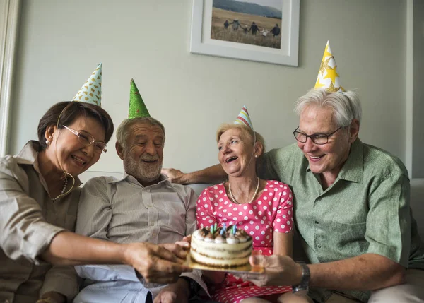 Senioren zusammen — Stockfoto