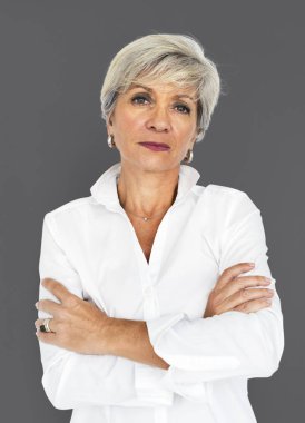 gri saçlı güzel kadın kıdemli