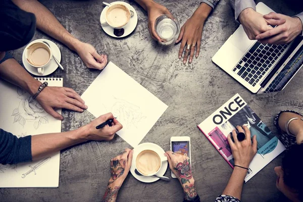 yaratıcı insanların çalışma  