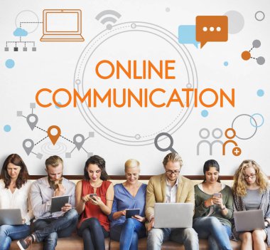 İş ekibi birlikte çalışıyor.