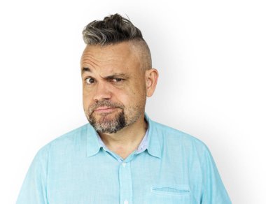 Şüpheli yetişkin adam 