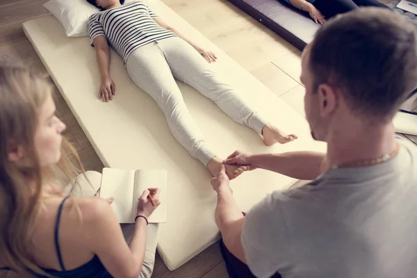 Health massage class — Stock Photo, Image