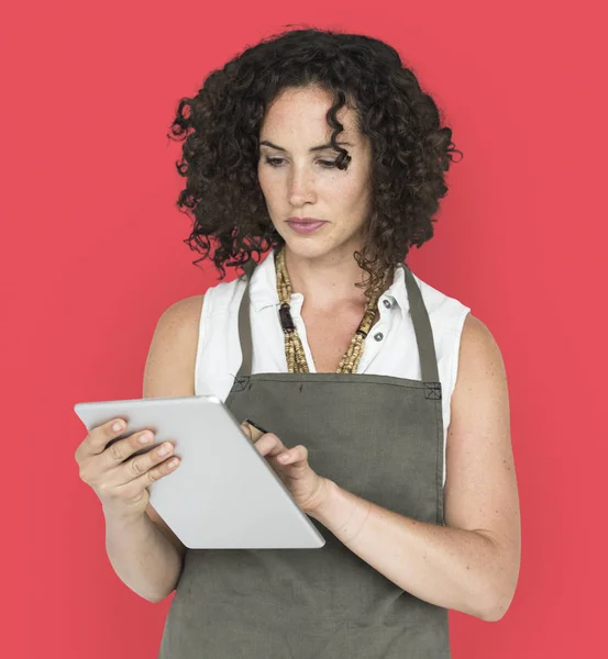 Mooie vrouw met letters Ja — Stockfoto