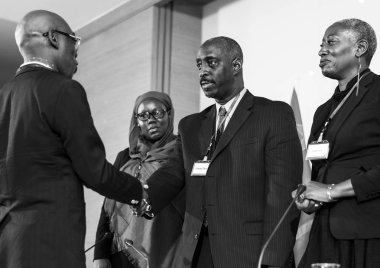 çok ırklı insanlar toplantısı 