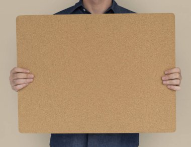 adam holding boş Cork tasarlamak