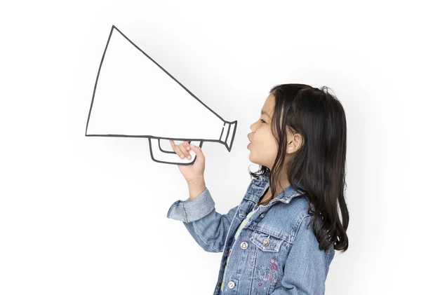 Chica sosteniendo papel megáfono — Foto de Stock