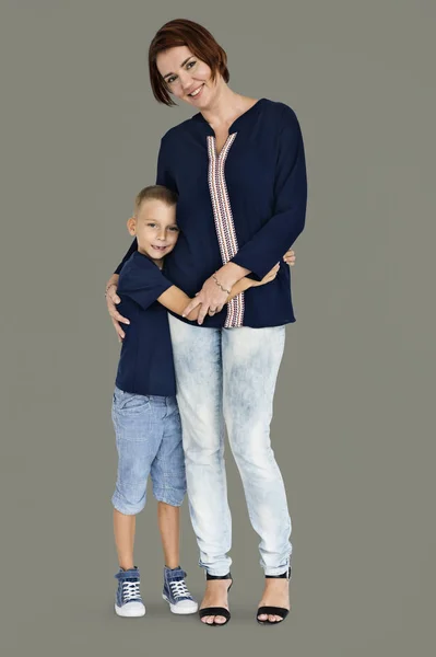 Mutter mit Sohn im Studio — Stockfoto