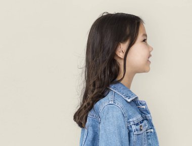  stüdyoda küçük kız