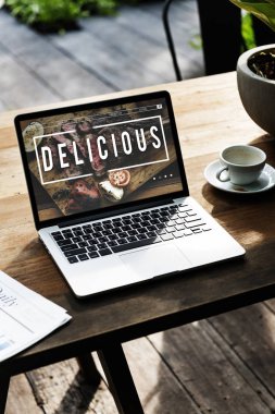 Tablo açık dizüstü bilgisayar