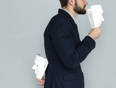 İşadamı holding maskeleri