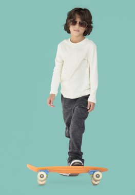 Kaykay çocukla Studio