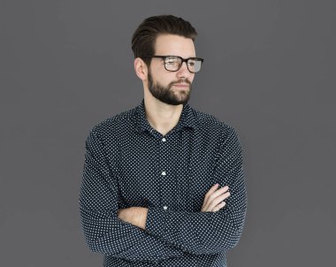 Studio yakışıklı işadamı