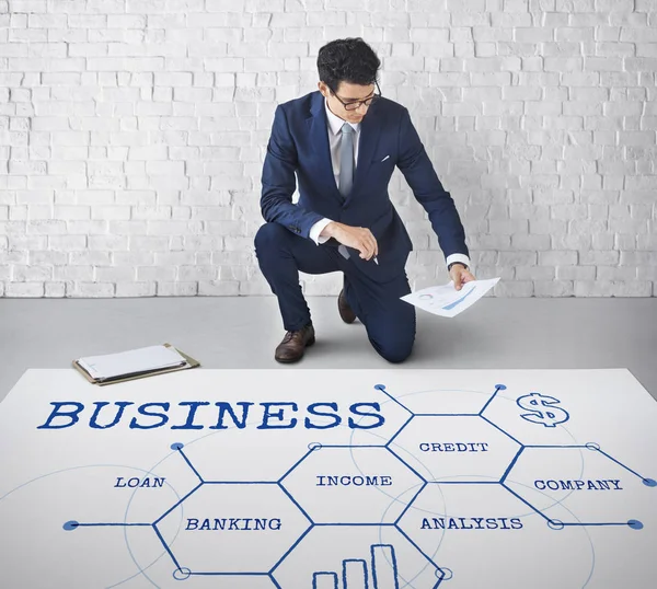 Young Businessman in suit — Stock Photo, Image