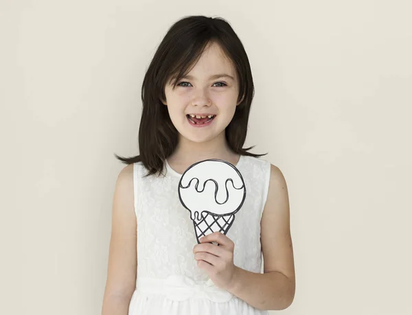 Chica con helado falso —  Fotos de Stock