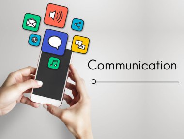 cep telefonu tutan eller