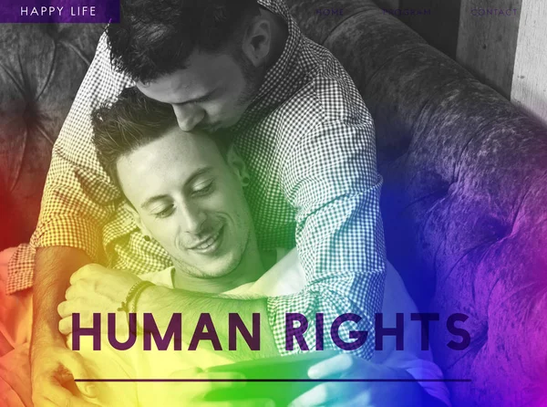 Gay pár všeobjímající Reklamní fotografie — Stock fotografie