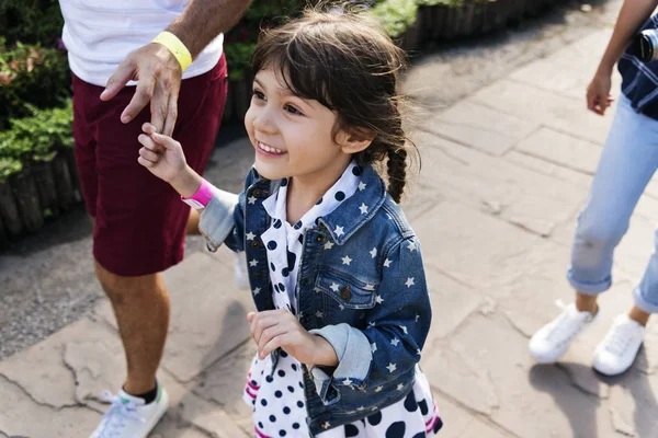 Aile tatil birlikte geçirmek — Stok fotoğraf