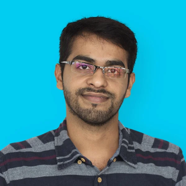 Індійська людина в окуляри — стокове фото