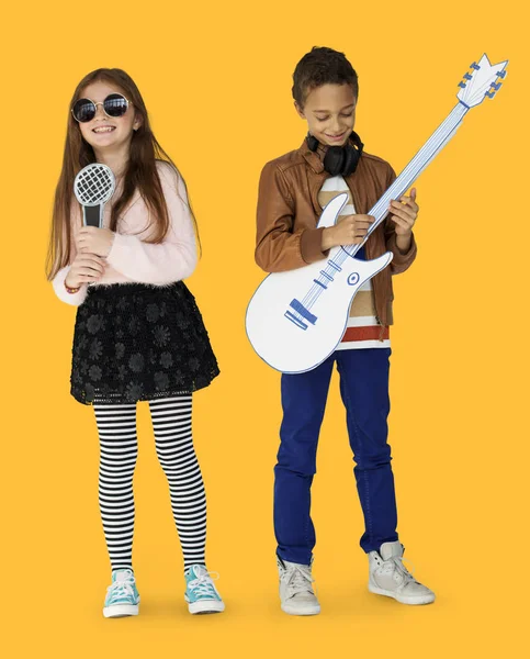 Micrófono y guitarra para niños — Foto de Stock